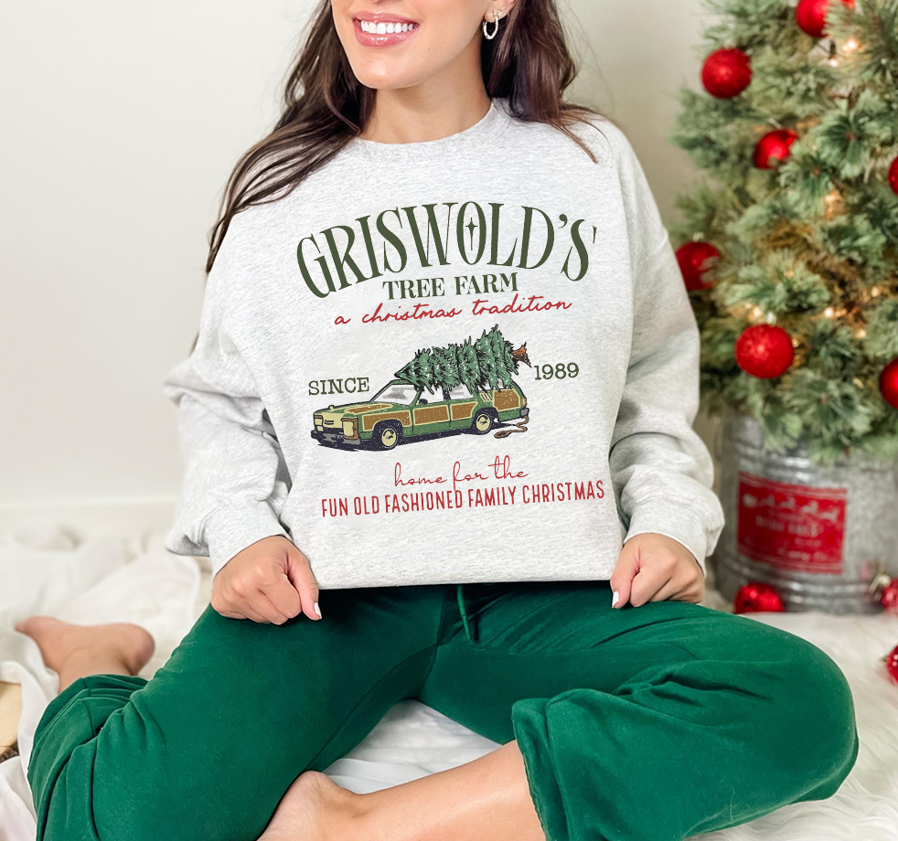 Fun Old Fashioned Family Christmas - Christmas Shirt 08natn260924