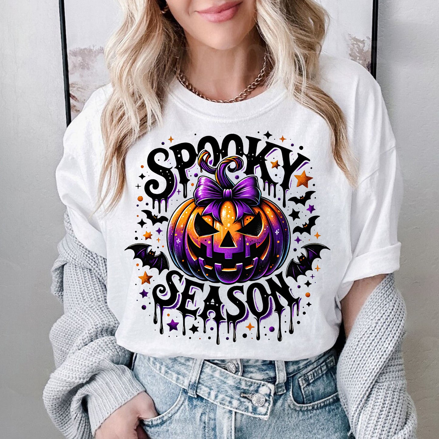 Spooky Season Graphic Tee - Stylish Halloween Pumpkin Shirt with Bow